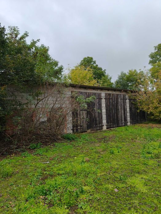 Posesja z działką 35ar