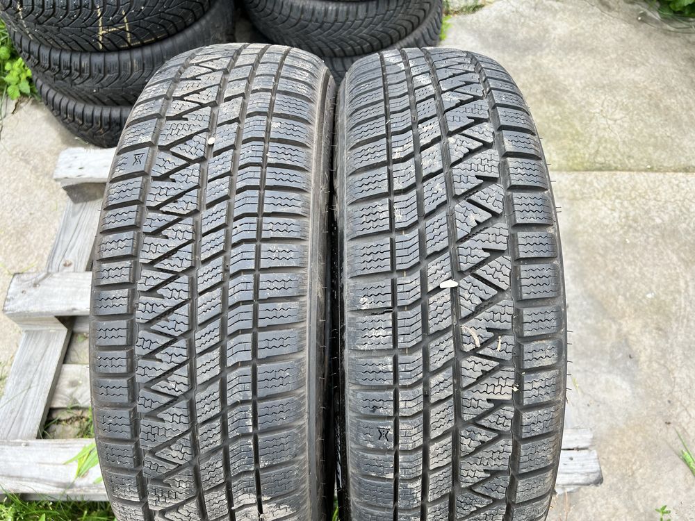 2xopona zimowa KUMHO w rozmiarze 215/70 R16