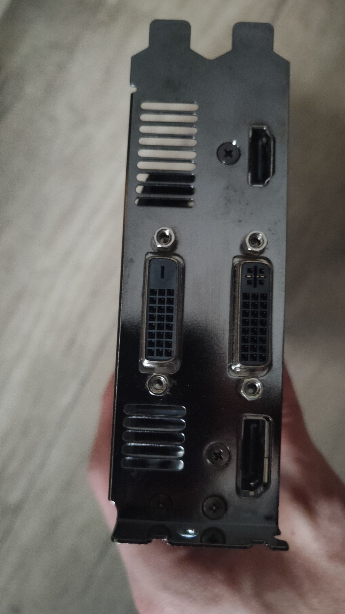Karta graficzna ASUS Strix GeForce GTX 950 (uszkodzona)