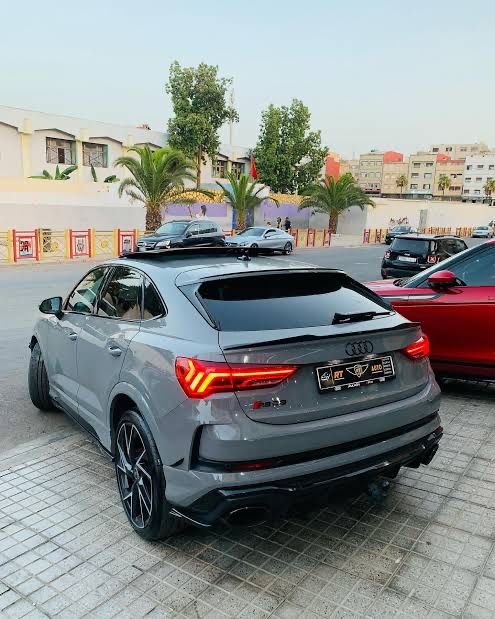 Обвіс Maxton design audi rsq3