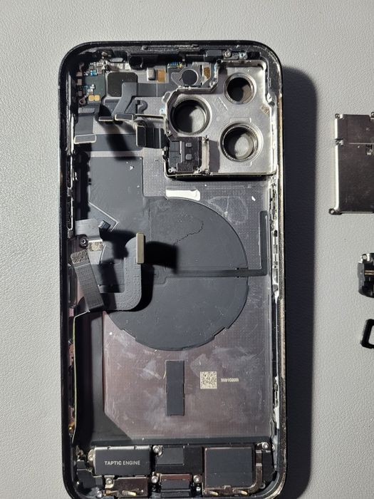 iPhone 14 Pro Max Разборка