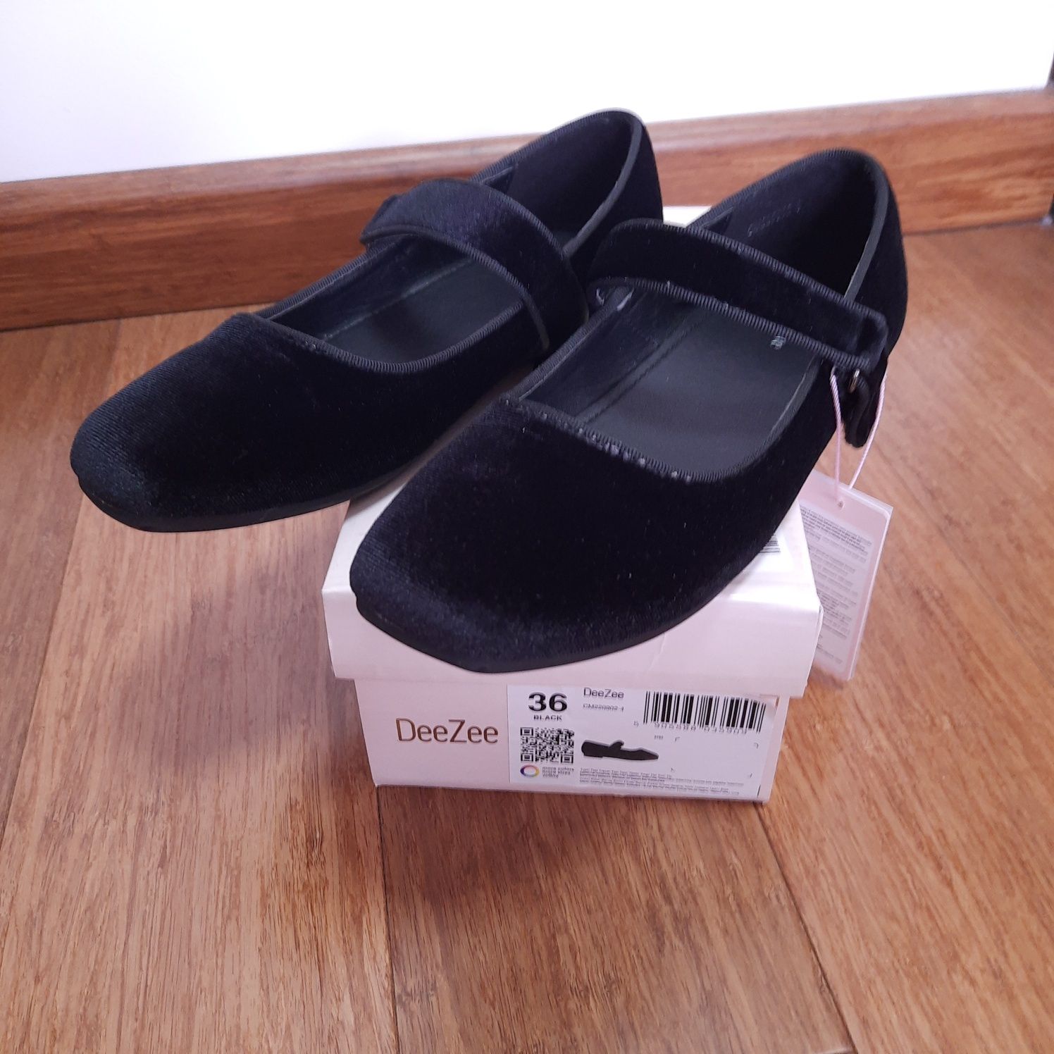 Baleriny DeeZee r.36 czarne nowe