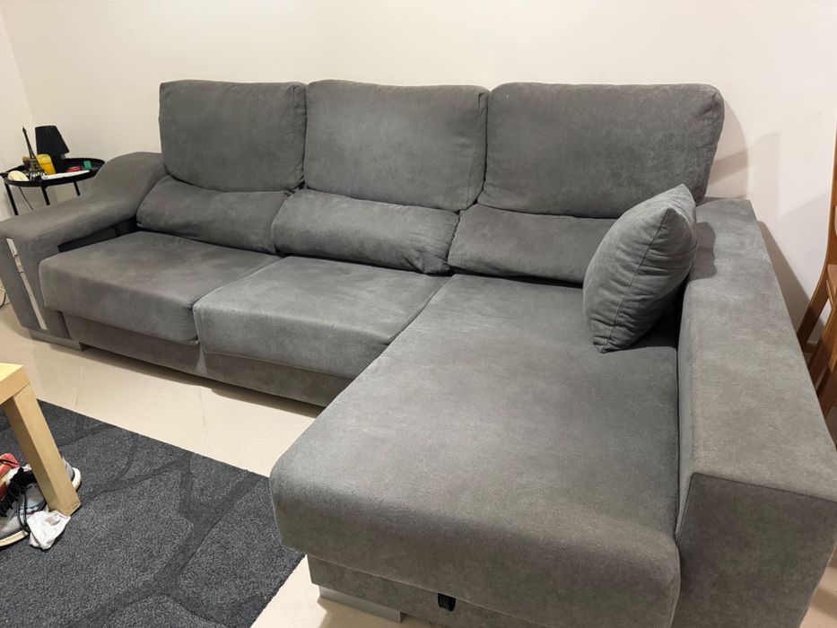 Sofá Chaise Longue Cinzento – Em Ótimo Estado!