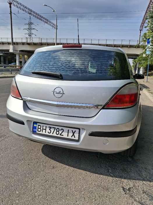 Продам Opel Astra H