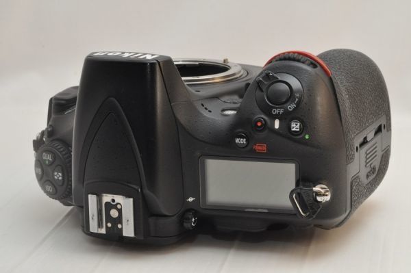 Nikon D810 body!