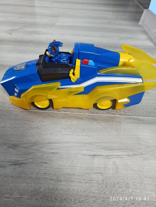 Psi Patrol duży Pojazd Chase Mighty Pups