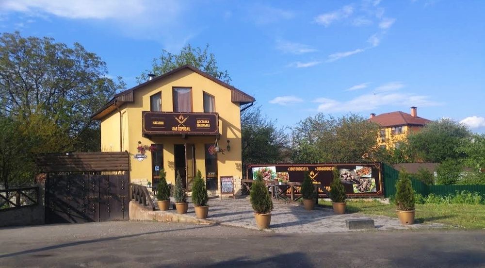 Продаж!Діючий  бізнес!Фасад!?Стеценко!.Подольський р-н.11сот.2буд.