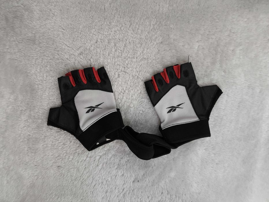 Rękawiczki na siłownię Reebok – z usztywniaczem – stan dobry