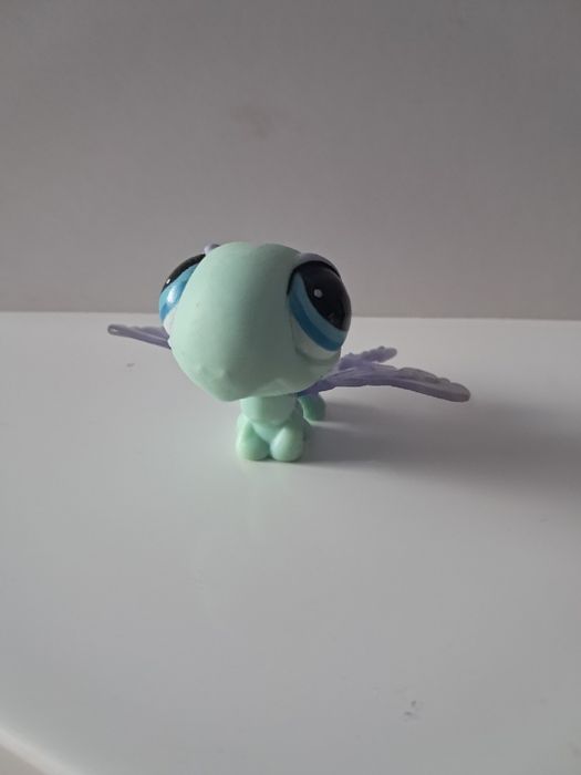Littlest pet shop lps