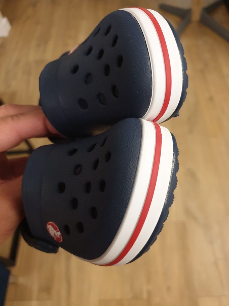 Crocs buciki 19 granatowe