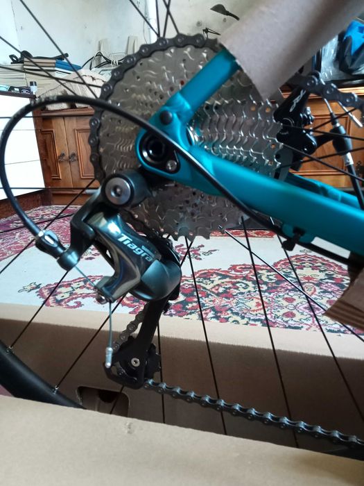 CUBE Cross Race 2024 28" rama 58cm tiagra 4700