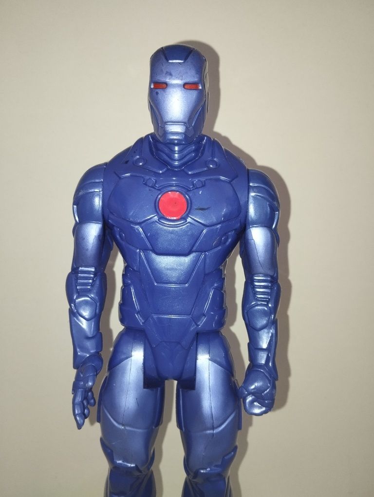 Avengers Marvel Titan Hero Iron Man