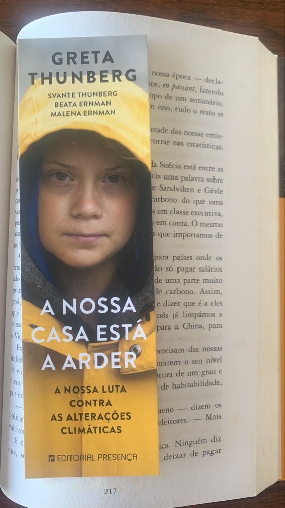 Livro A nossa casa está a arder - Greta Thunberg
