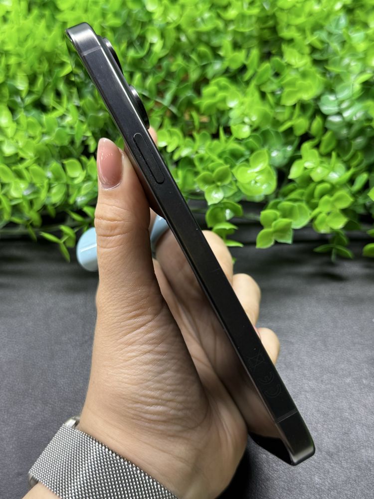 iPhone 15 Pro Max, 256Gb, Black Titanium (Neverlock) Айфон 15 Про Макс