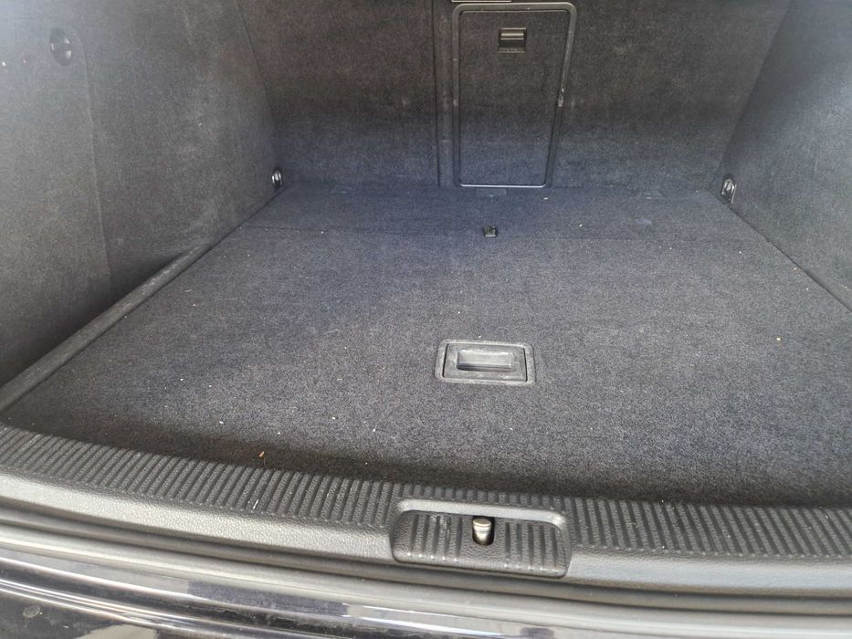 Vende-se VW Golf Variant Match 2.0 – 2012 – Excelente Estado!