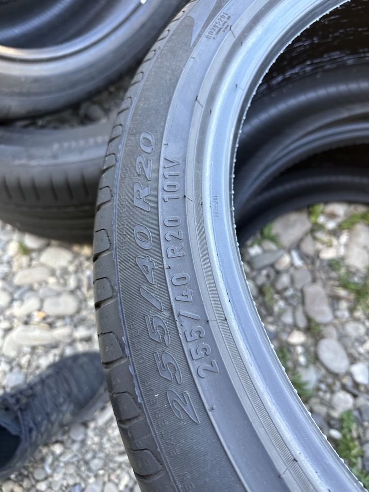 255/40/20 Pirelli Scorpion Verde