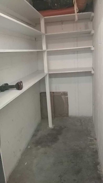 Półki i regały na wymiar - zabudowa piwnicy, garażu