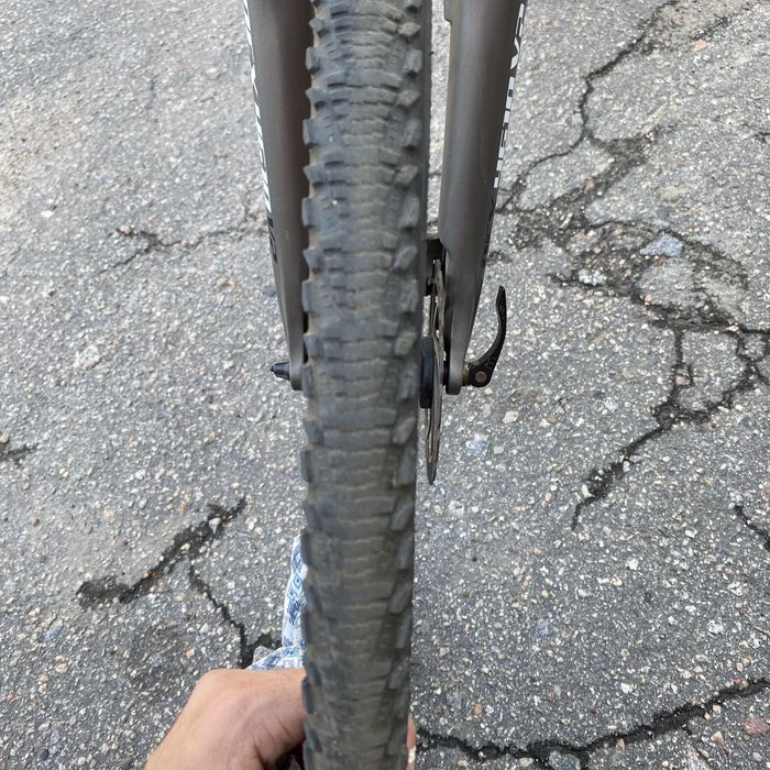 Городской велосипед giant roam.