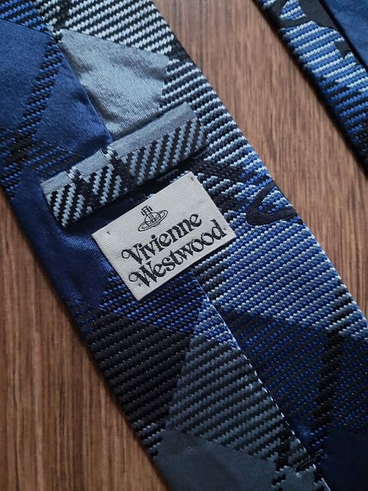 Vivienne Westwood jedwabny krawat