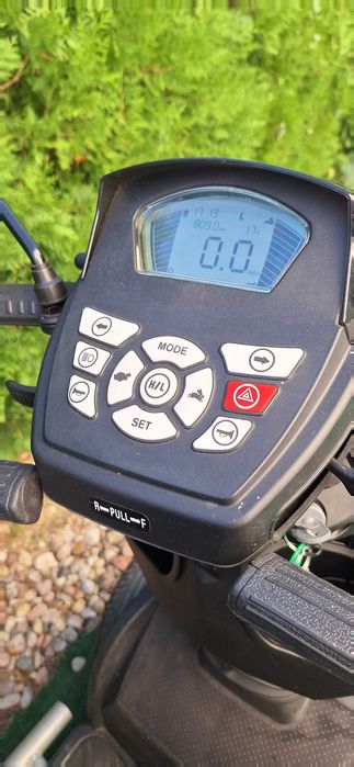 Skuter inwalidzki elektryczny