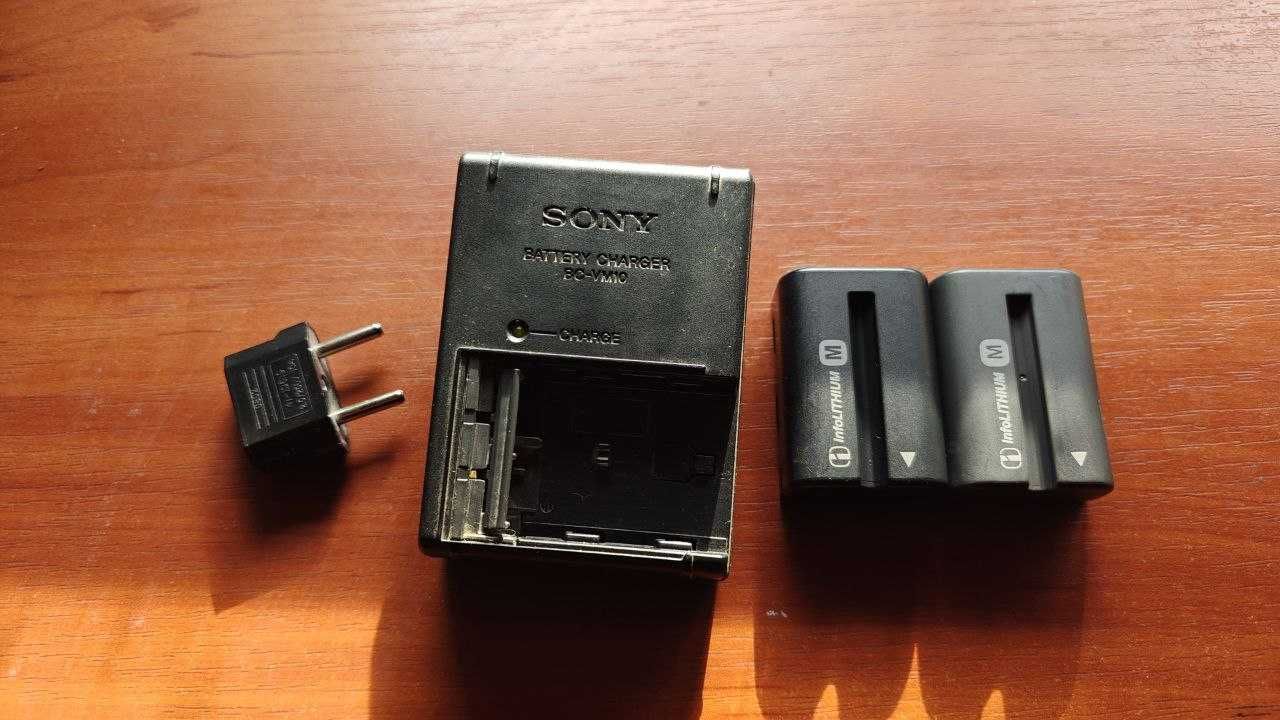 Sony A57
+топовий кітовий об'єктив 18-55
