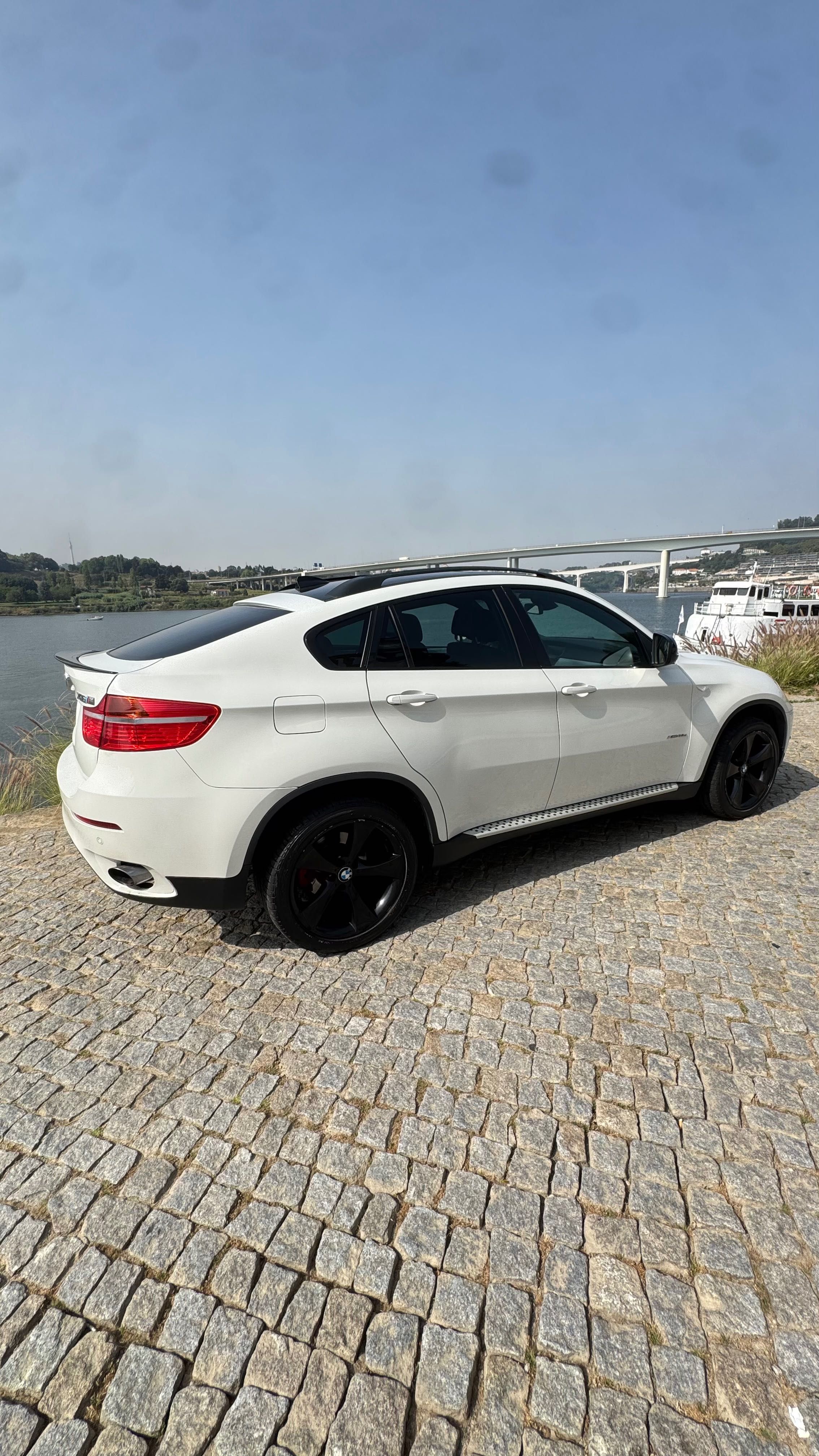 BMW x6 M 40d xDrive 2012 - 9.3.9.4.8.9.2.6.0