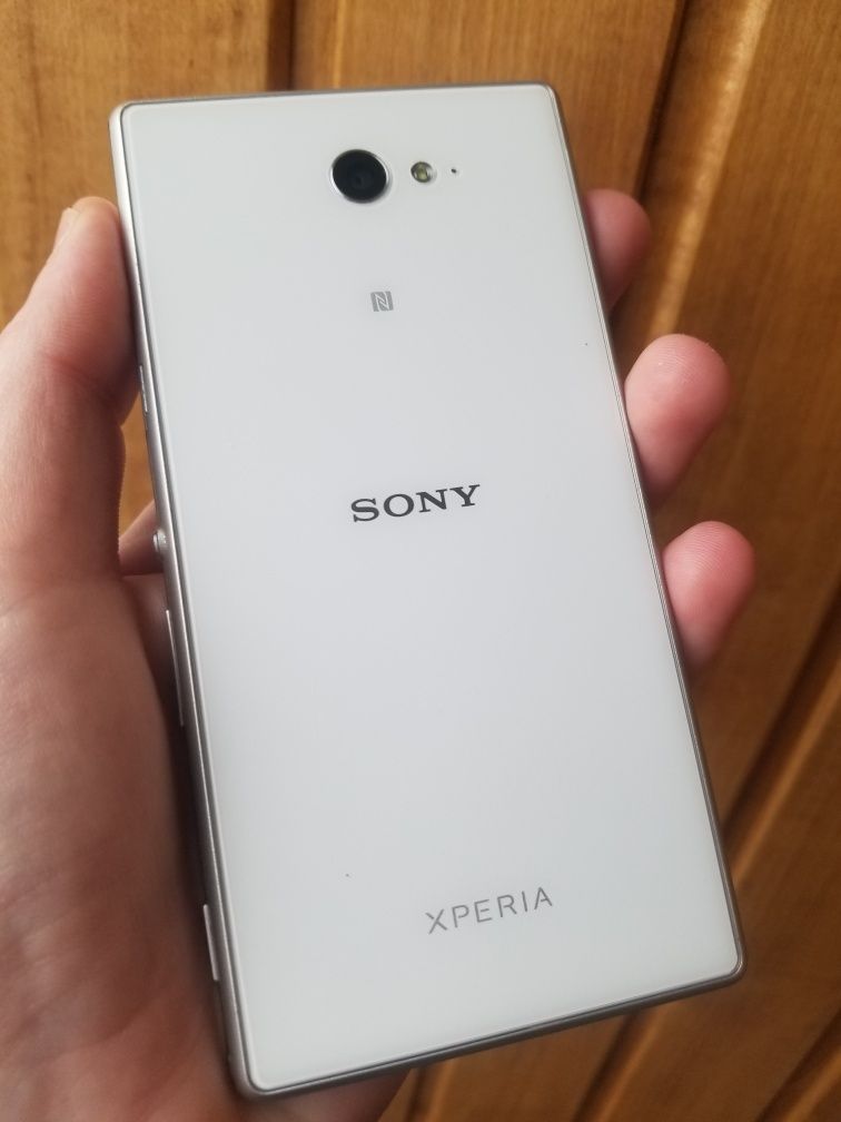 Продам мобильный телефон смартфон Sony experia m2 nfc