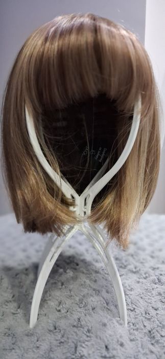 Peruka bob blond