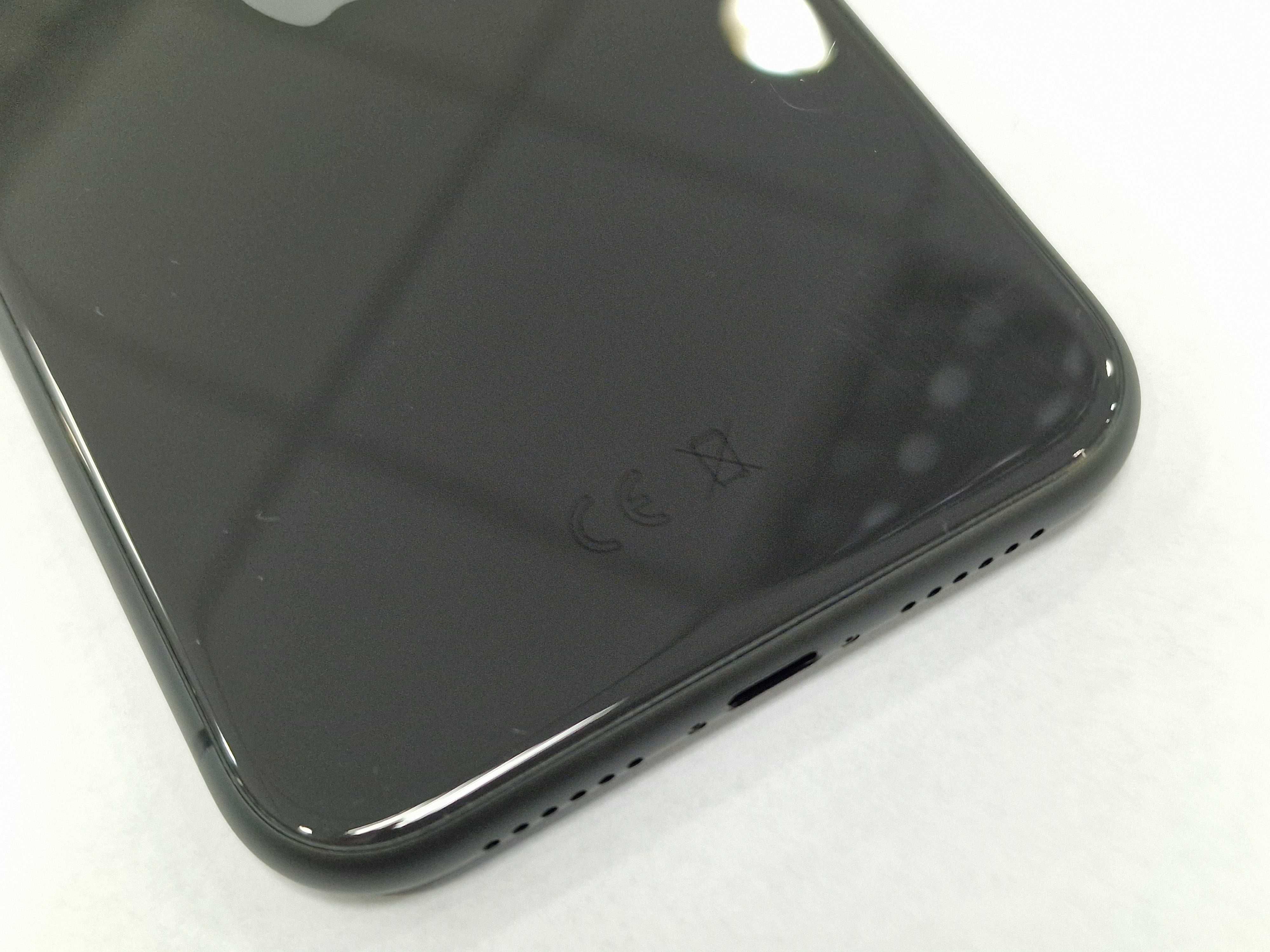Iphone 11 64GB/ Black/ Czarny/ BAT 100%/ Grade A-/ + ładowarka