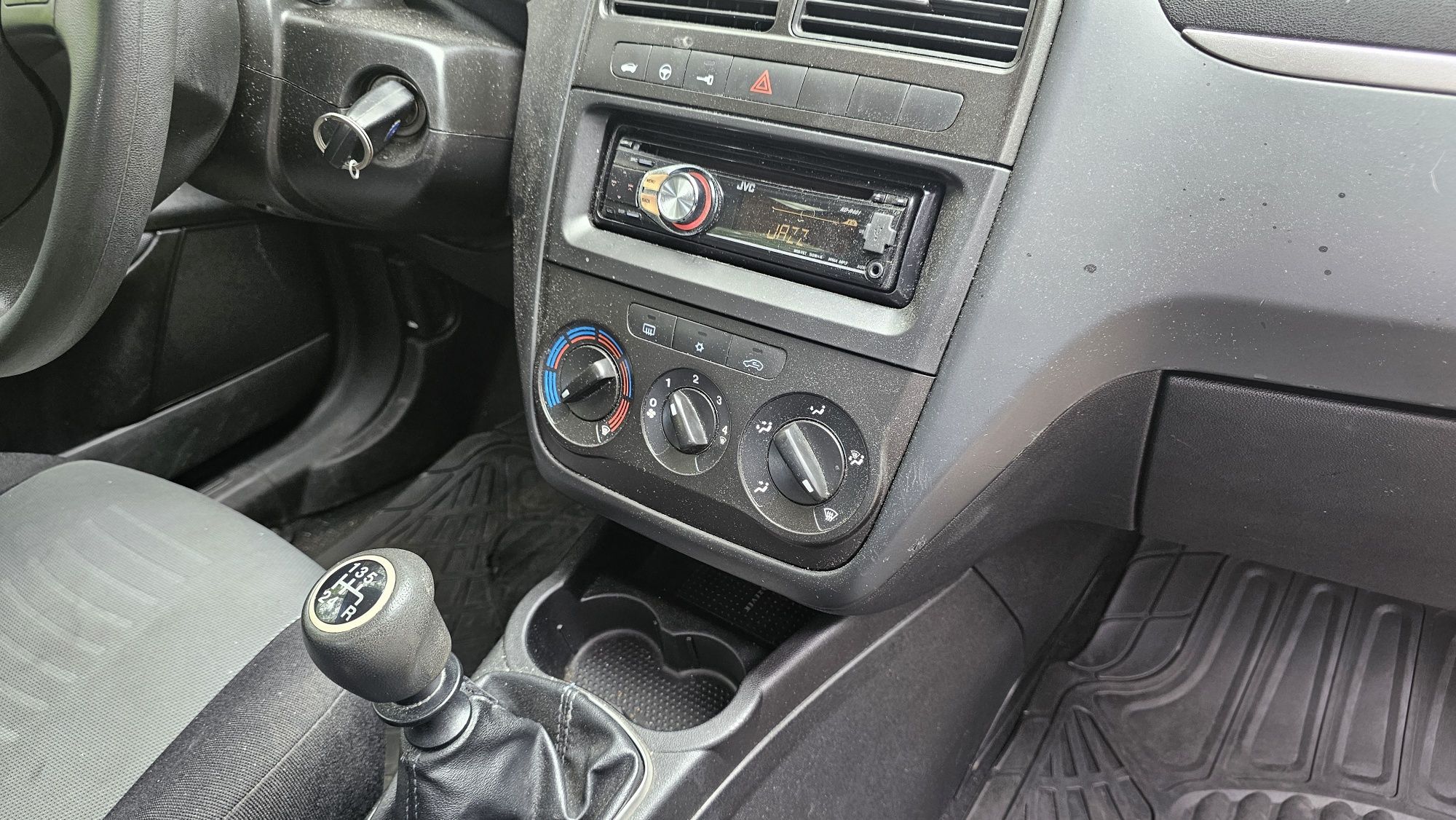 Fiat Grande Punto GAZ sprawna klimatyzacja 5 drzwi opłaty 02/2025 LPG