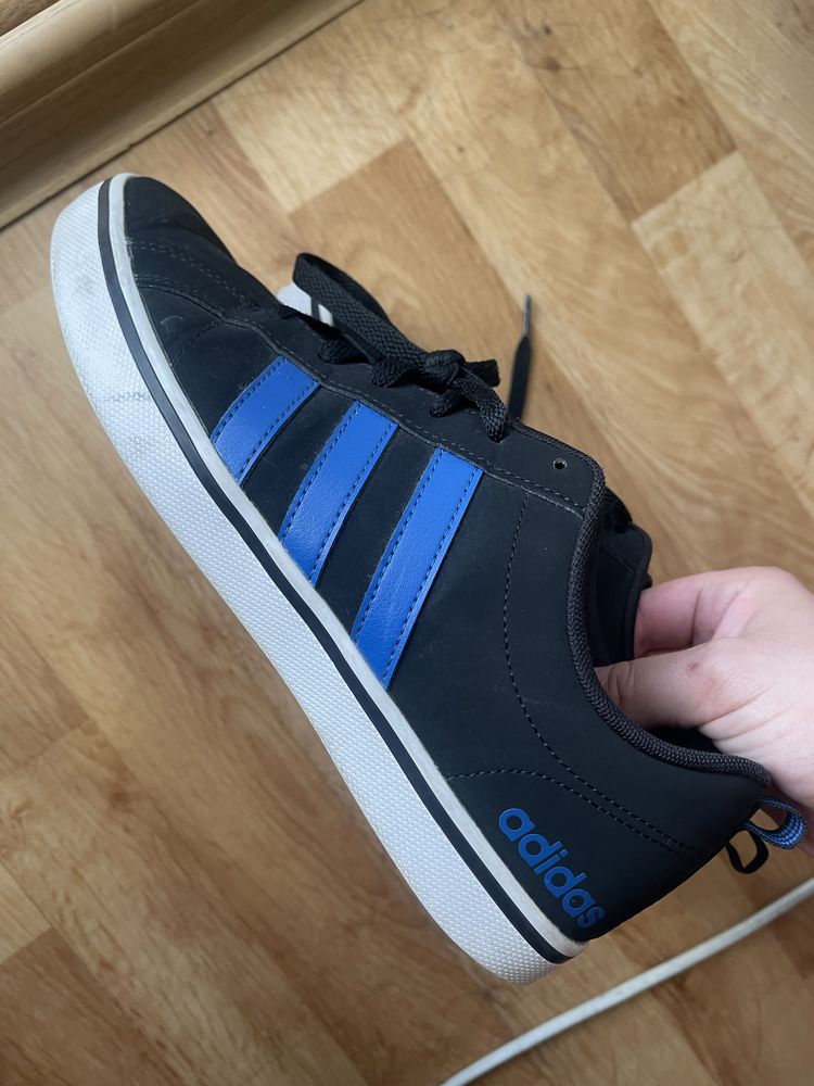 Кеды кроссовки Adidas aw4591  оригинал 40,5