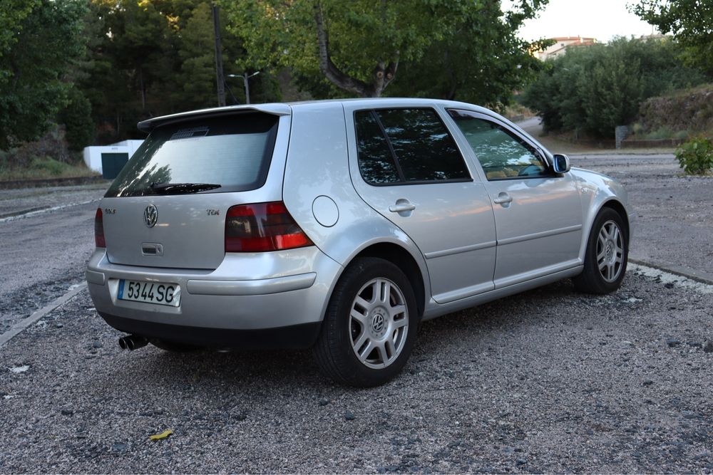 Aileron Tipo R32 VW Golf 4