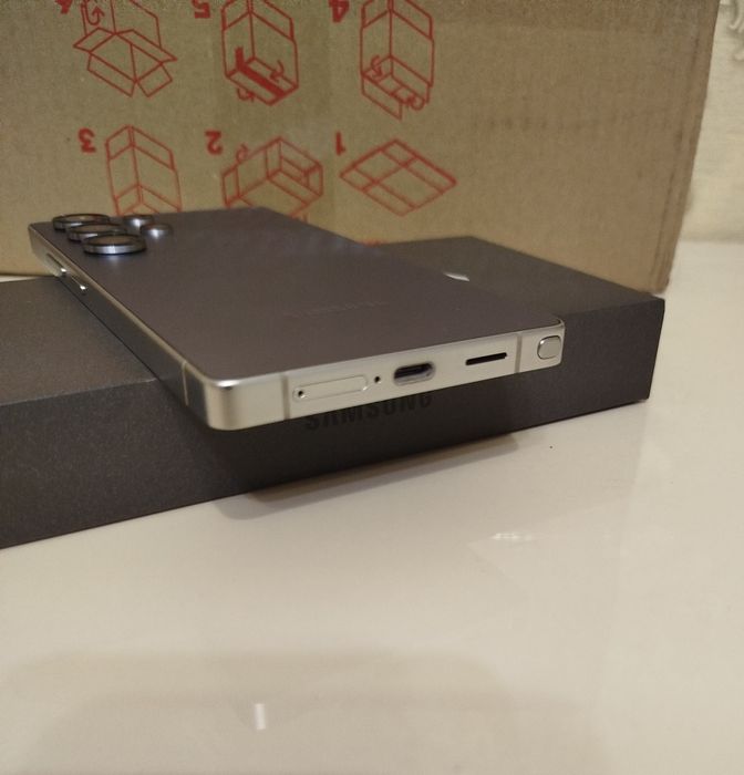 Samsung S25 Ultra 12/256 gb 2 sim