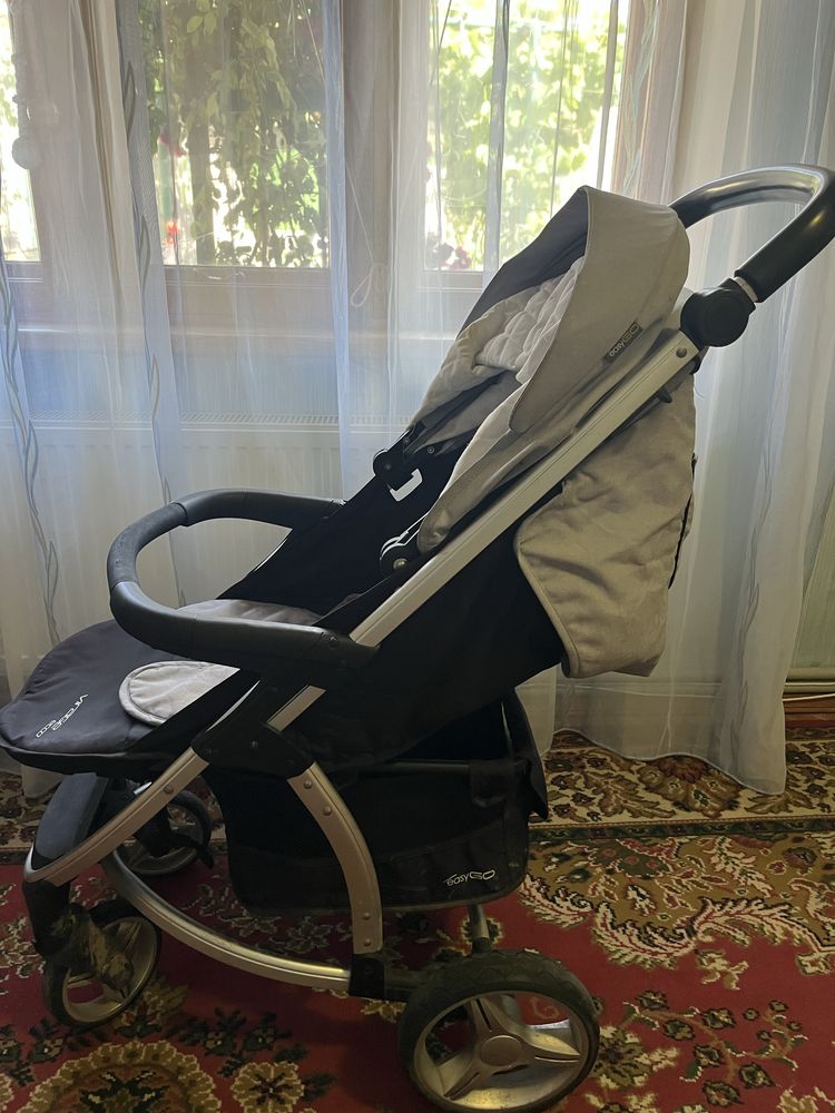 Продам коляску 3 в 1