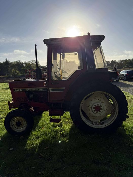 Ciągnik Rolniczy International 585xl Sprowadzony