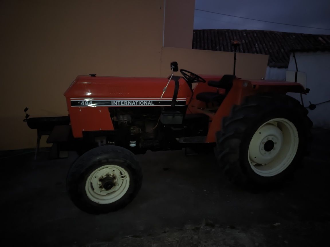 Internacional 484