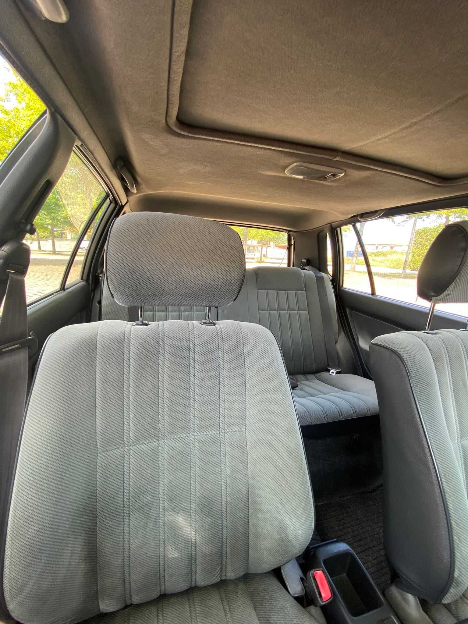 Toyota Corolla 1.3 E90 Hatchback (1992)