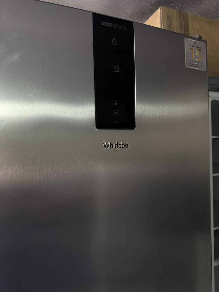 Холодильник Whirlpool W7X 82O OX