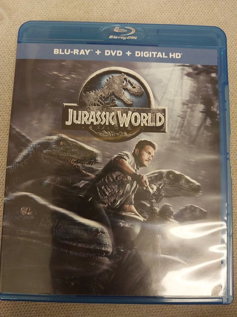 Jirassic World blu ray 2 dvd