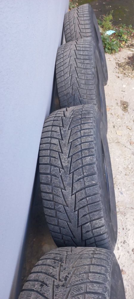 Продам 4 шини 275/65 17 Hankook