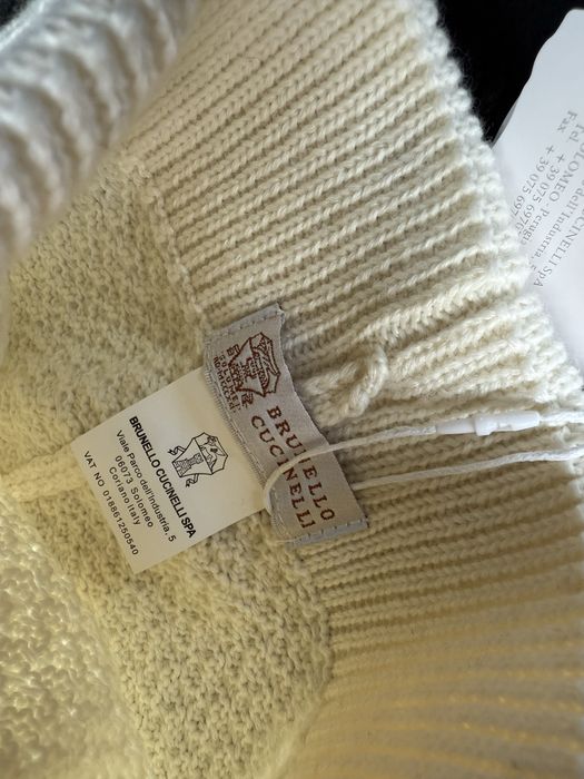 Шапка жіноча Brunello Cucinelli чорна біла нова