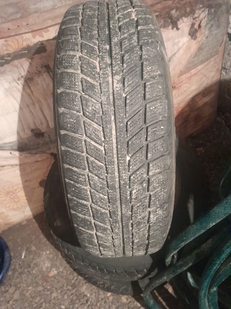 Продам   4 колесо r15-5-110 зімні ьклшина.обміняю на r14-4-100
