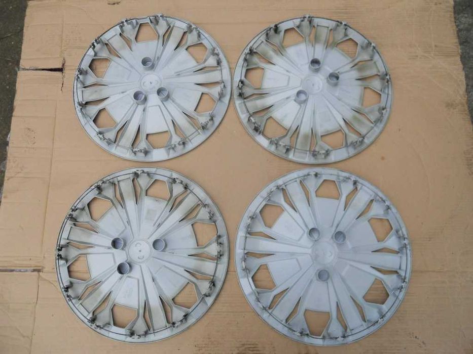 Oryginalne kołpaki, Komplet kołpaków 17 " AUDI