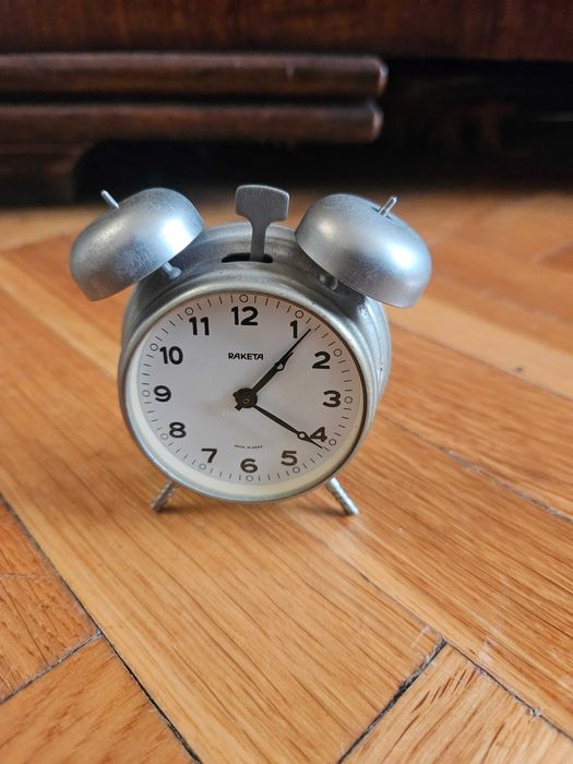 Zegarek Rakieta budzik