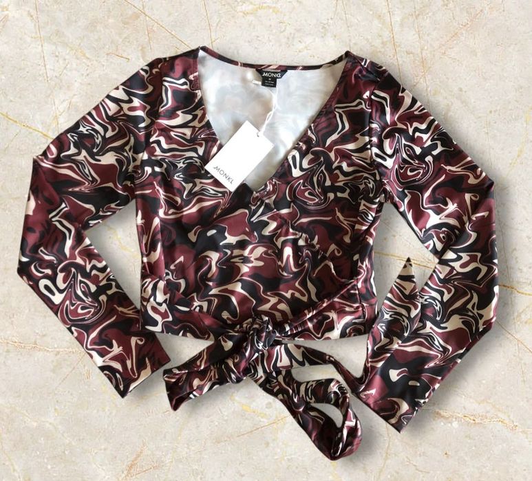 Новый топ с биркой Monkl