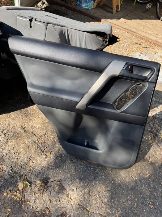 Салон тойота прадо