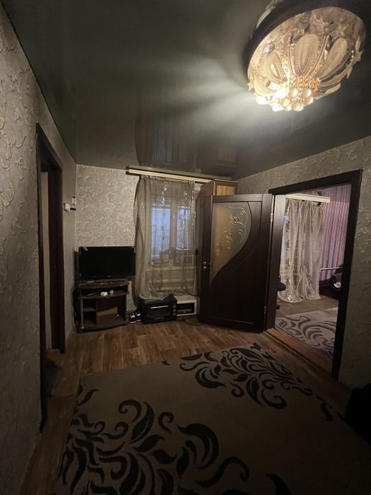 Продаж будинку по вулиці Нагірна .