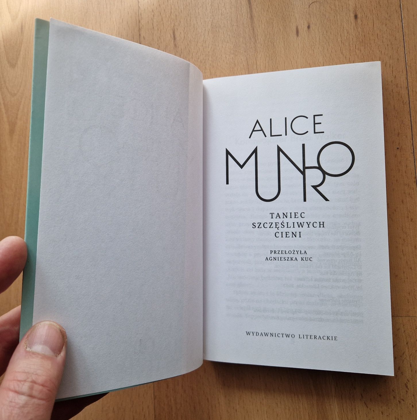 Taniec szczęśliwych cieni - Alice Munro NIECZYTANA!!!