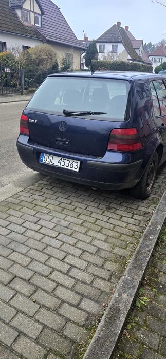 Volkswagen Golf 1.4 benzyna. 2000r