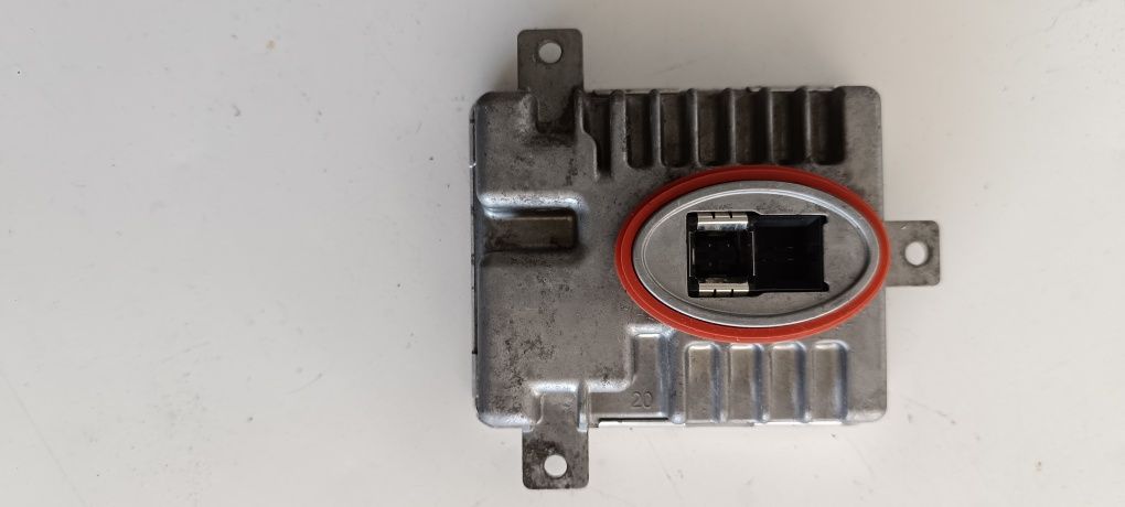 Balastro / Modulo  BMW SERIE 1 F20 Xenon

Centralina Modulo Con